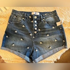 NWT Disney Parks Denim Mickey Mouse Print Shorts Juniors Size 7 / Women’s Size 4
